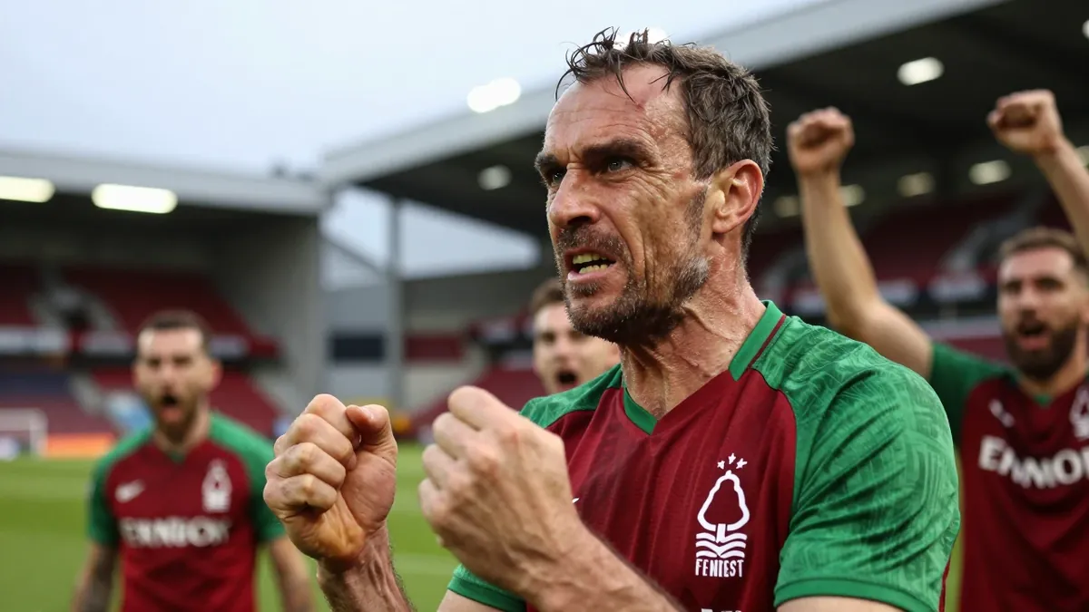 Leeds Stach Snatches Win Over Forest